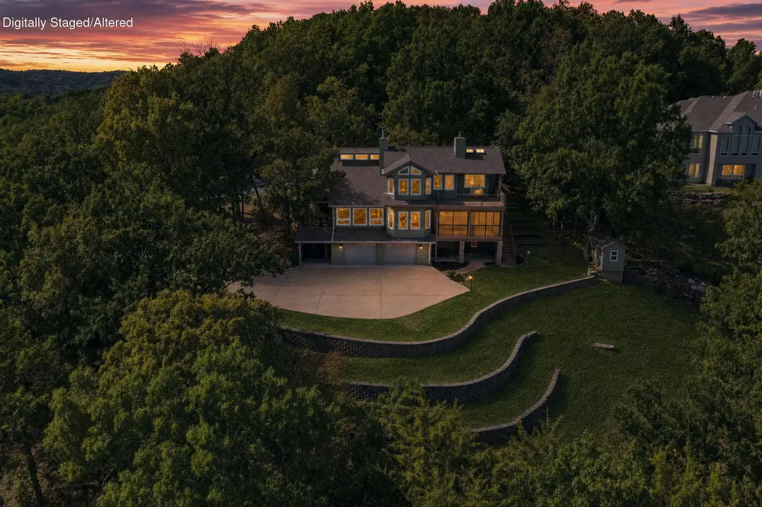 437 Waterfield Drive — photo 1