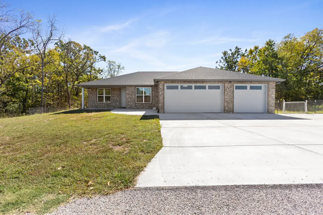 280 Johnson Road — photo 1