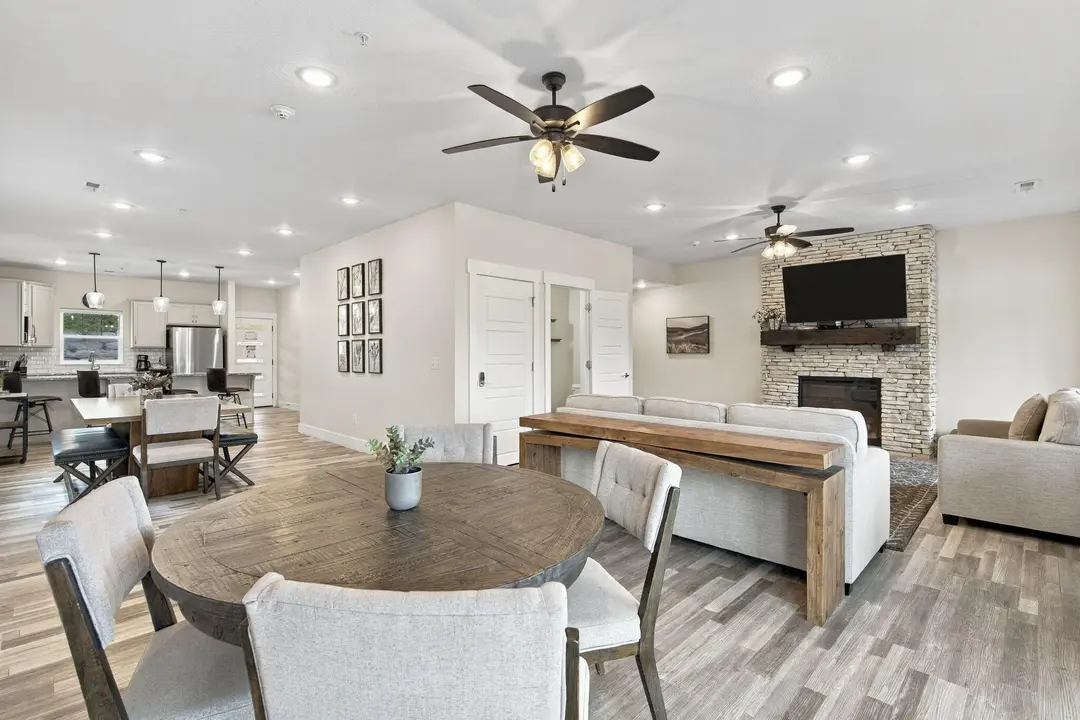 111 Chateau Mountain Lane — photo 11