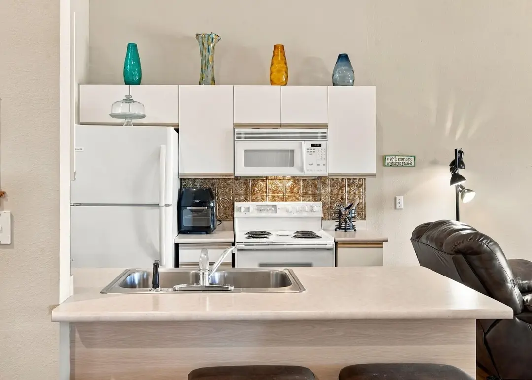 835 Fairview Street — photo 6