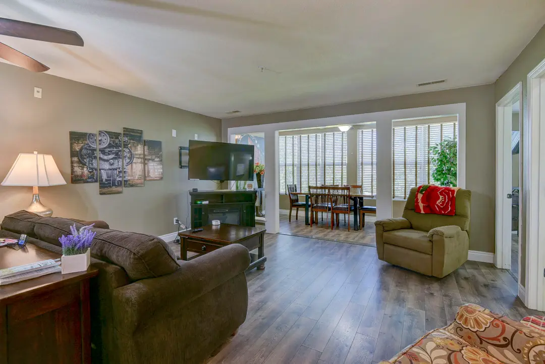 200 Golfview Drive — photo 7