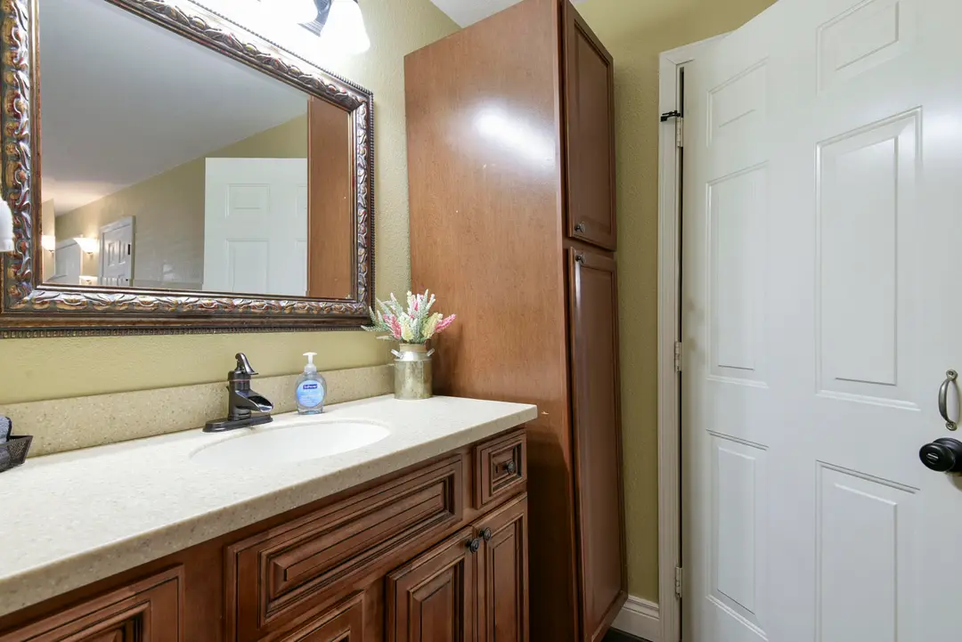200 Golfview Drive — photo 14