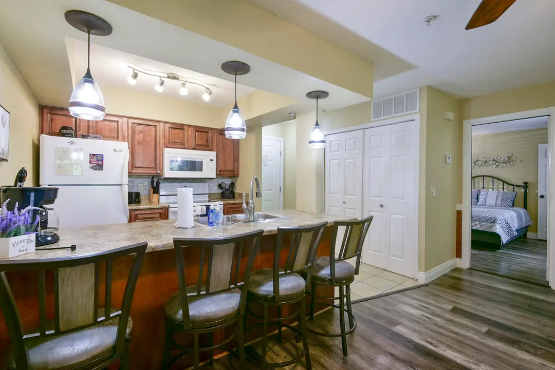 200 Golfview Drive — photo 6