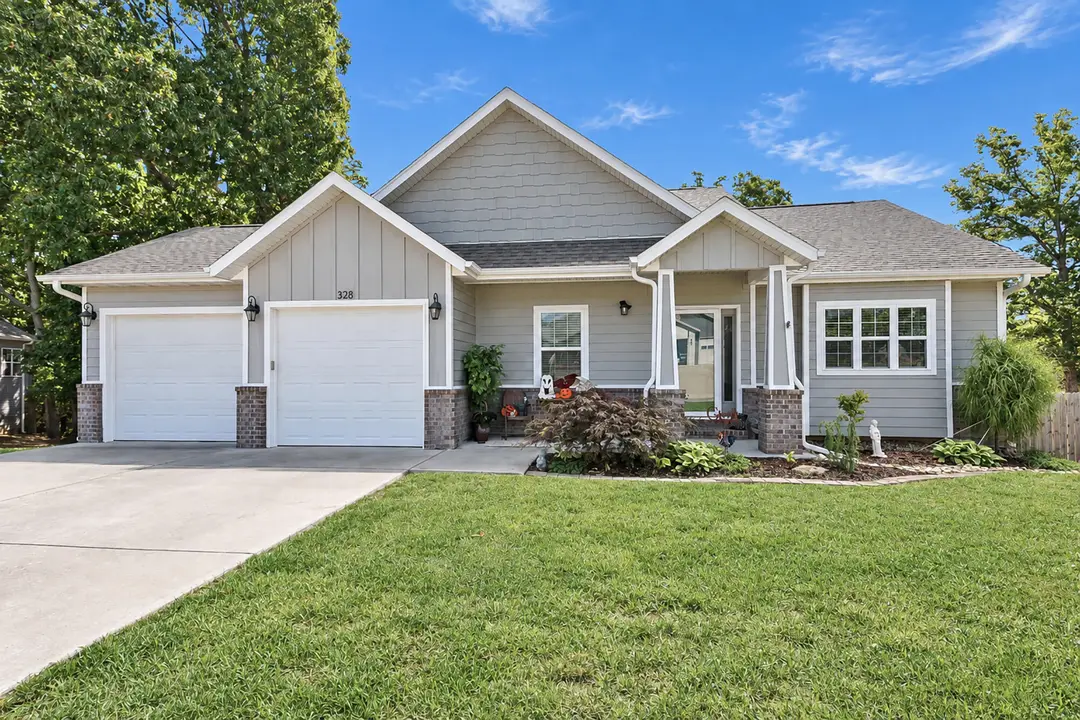 328 Three Pines Circle — photo 1