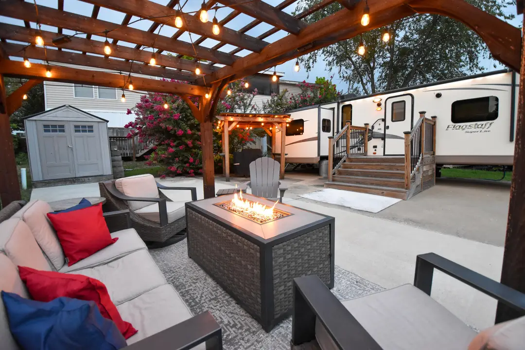 441 Monarch Drive — photo 1