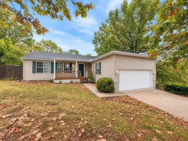 154 Brook Court — photo 1