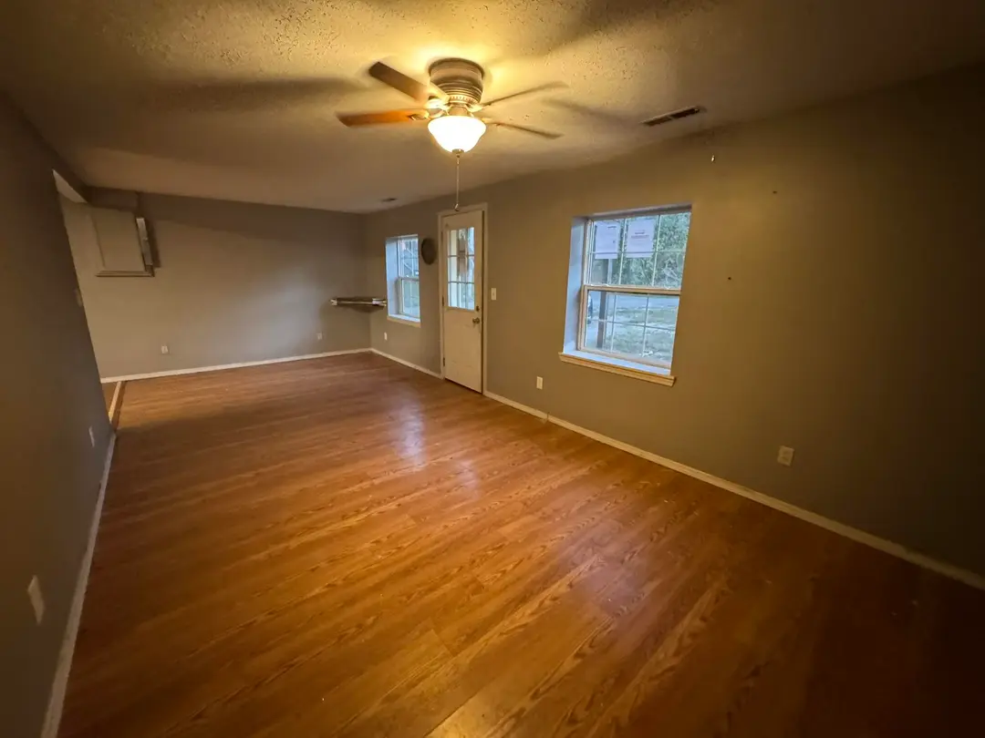 81 Claybough Street — photo 6