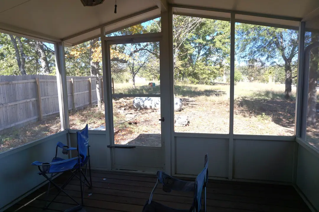 691 Showplace Gateway — photo 27