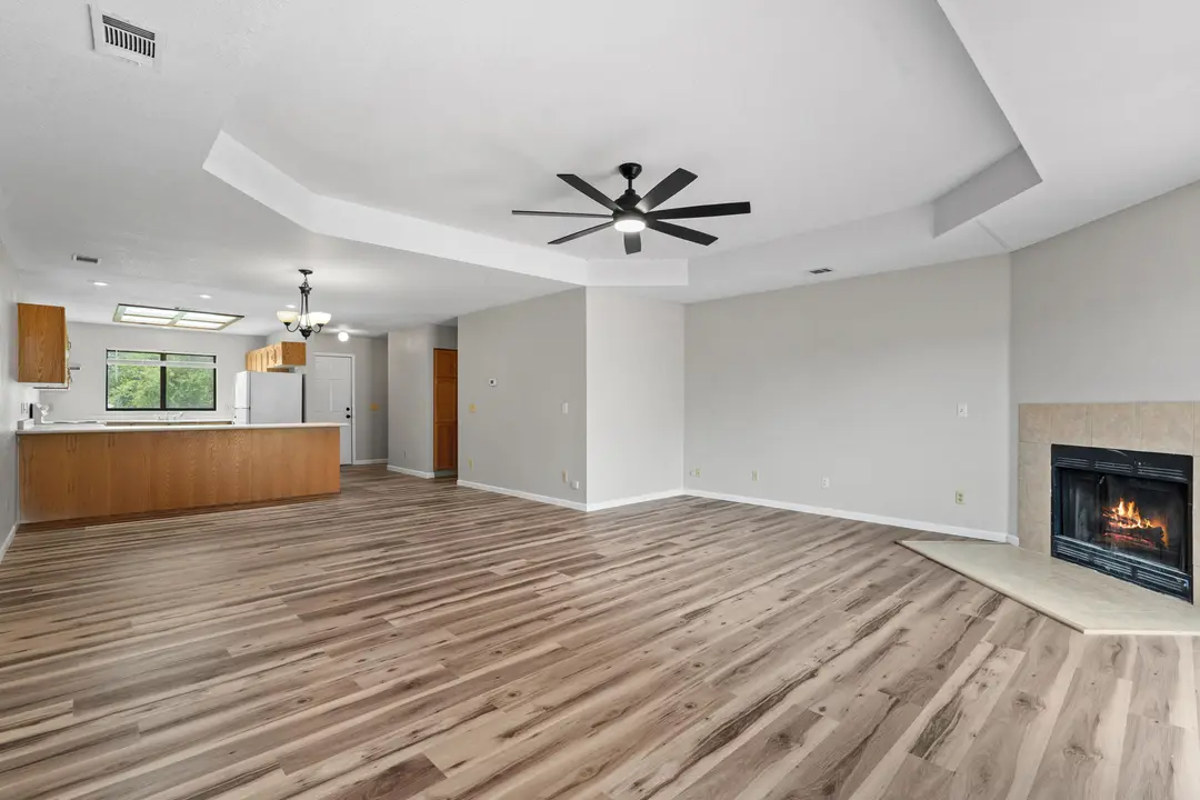 202 Travis Trail — photo 10